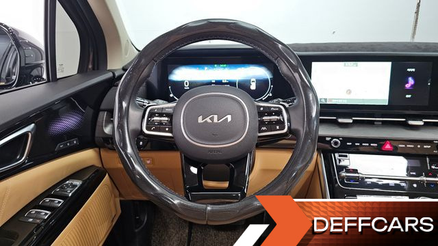 Kia CARNIVAL 9-Seater Signature купить на сайте DeffCars