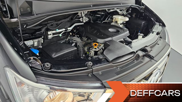Hyundai SOLATI 15-seater deluxe купить на сайте DeffCars