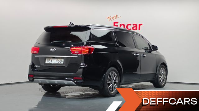 Kia CARNIVAL 9-Seater Prstige купить на сайте DeffCars