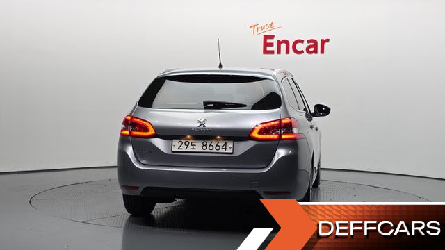 Peugeot 308 1.6 BlueHDi Allure купить на сайте DeffCars