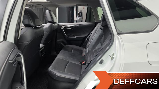 Toyota RAV4 2,5 4WD Hybrid LTD купить на сайте DeffCars