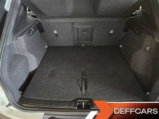 Volvo XC40 B4 Ultra Bright купить на сайте DeffCars