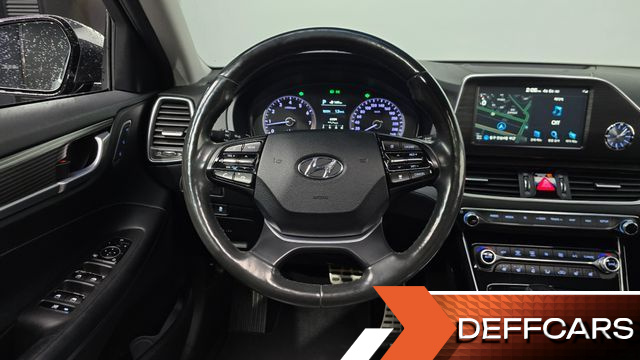 Hyundai GRANDEUR 3.0 Exclusive купить на сайте DeffCars
