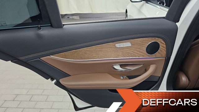 Mercedes E-CLASS E250 Exclusive купить на сайте DeffCars