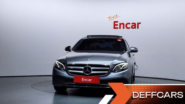 Mercedes E-CLASS E300 4MATIC Avnatgarde купить на сайте DeffCars
