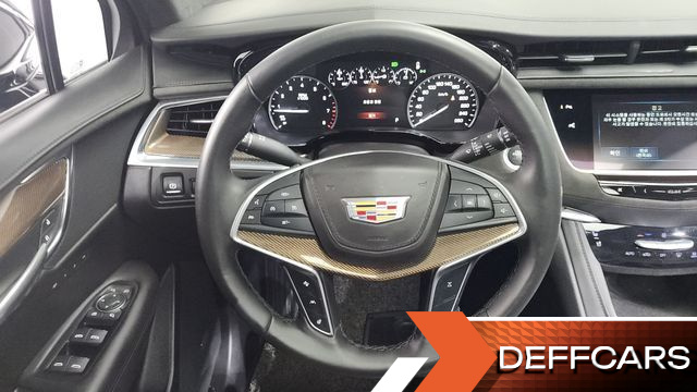 Cadillac XT5 3.6 Platinum купить на сайте DeffCars