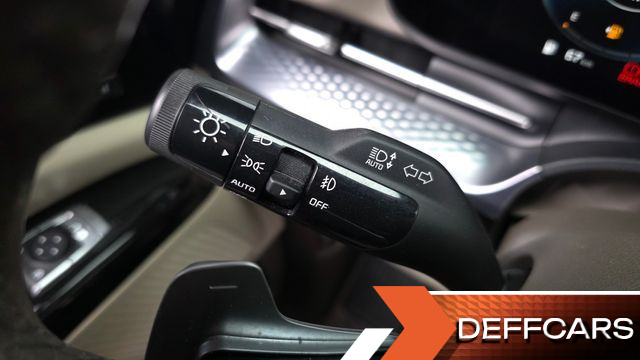 Kia CARNIVAL Gasoline 9-Seater Hi-Limousine Signature купить на сайте DeffCars
