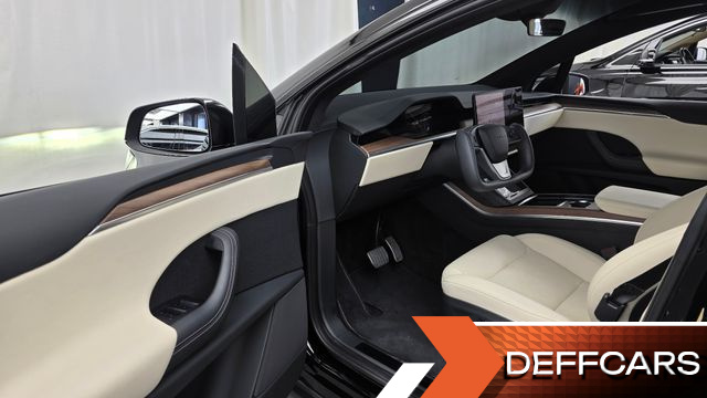 Tesla MODEL X AWD купить на сайте DeffCars
