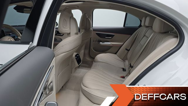 Mercedes E-CLASS E300 4MATIC Exclusive купить на сайте DeffCars