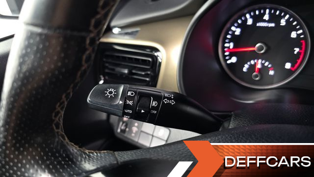 Kia STONIC 1.4 Trendy купить на сайте DeffCars