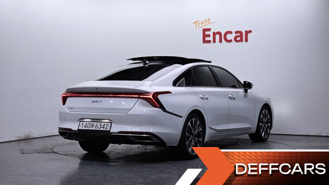Kia K8 2.5 Gasoline 2WD Signature купить на сайте DeffCars