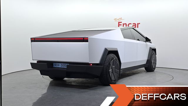 Tesla CYBERTRUCK AWD купить на сайте DeffCars