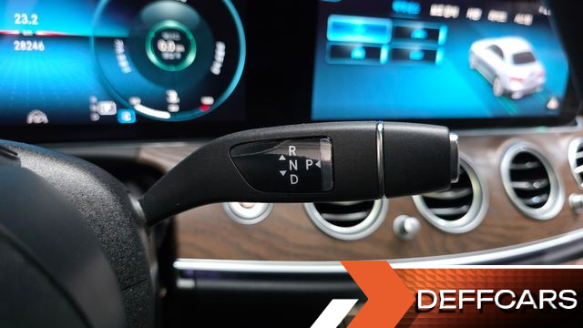Mercedes E-CLASS E250 Exclusive купить на сайте DeffCars