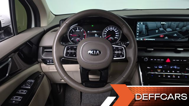 Kia CARNIVAL 7-Seater Noblesse купить на сайте DeffCars