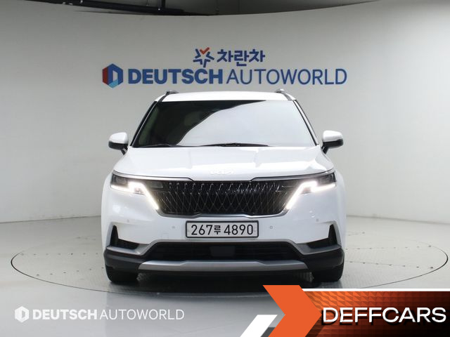 Kia CARNIVAL 9-Seater Prestige купить на сайте DeffCars