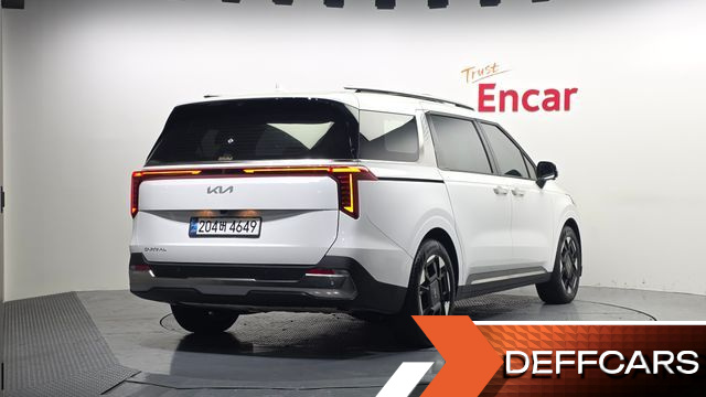 Kia CARNIVAL Gasoline 9-Seater Signature купить на сайте DeffCars