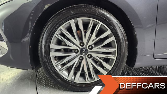 Kia K7 2.5 GDI X Edition купить на сайте DeffCars