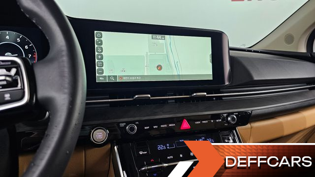 Kia CARNIVAL Gasoline 9-Seater Signature купить на сайте DeffCars