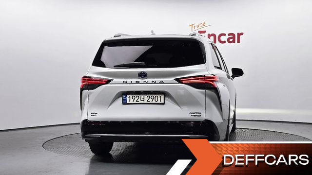 Toyota SIENNA 2.5 Hybrid AWD купить на сайте DeffCars