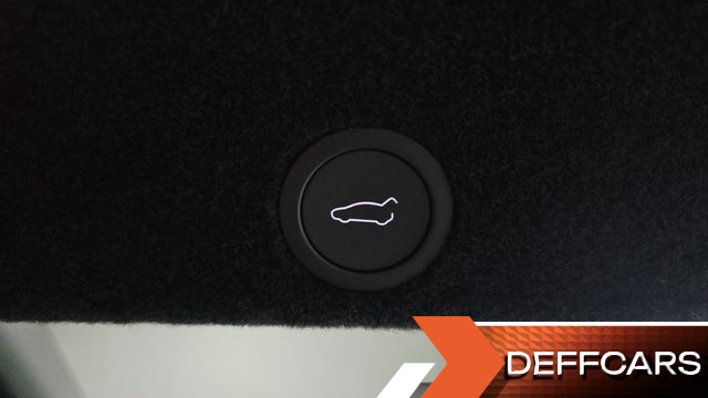 Tesla MODEL Y L Long Range AWD купить на сайте DeffCars