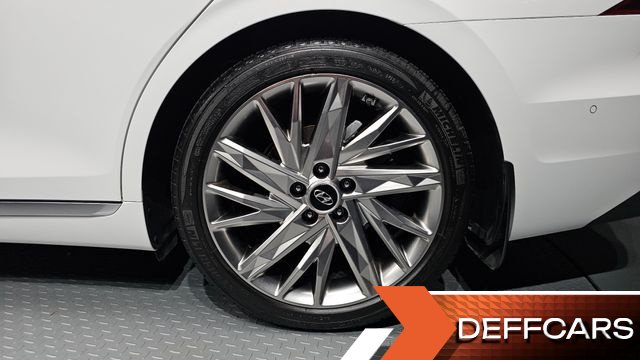 Hyundai GRANDEUR 3.3 Calligraphy купить на сайте DeffCars