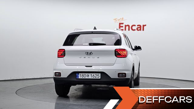 Hyundai VENUE 1.6 Flux купить на сайте DeffCars