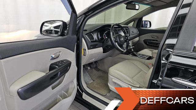 Kia CARNIVAL 9-Seater Luxury купить на сайте DeffCars