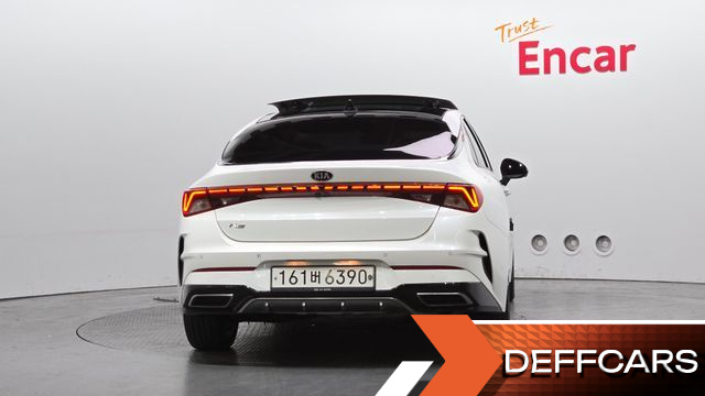 Kia K5 2.0 Signature купить на сайте DeffCars