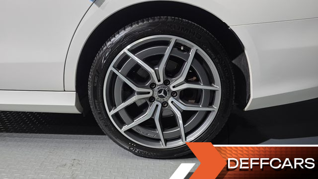 Mercedes E-CLASS E220d 4MATIC AMG Line купить на сайте DeffCars