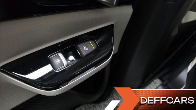 Kia CARNIVAL 9-Seater Noblesse купить на сайте DeffCars