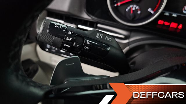 Kia CARNIVAL 9-Seater Noblesse купить на сайте DeffCars