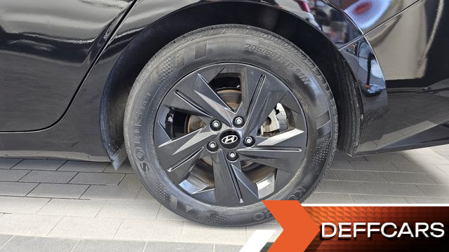 Hyundai AVANTE 1.6 Inspiration купить на сайте DeffCars