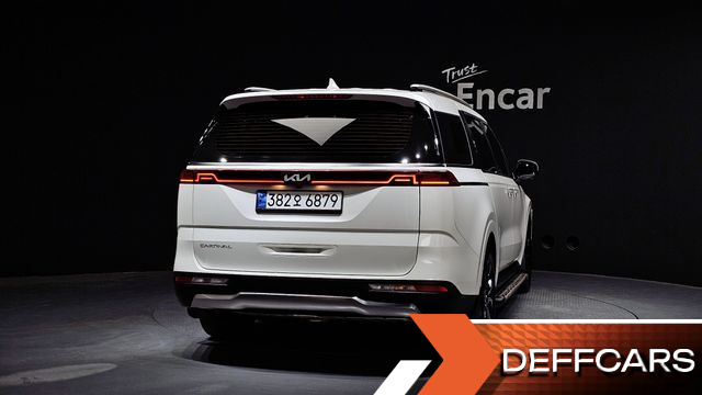 Kia CARNIVAL 9-Seater Noblesse купить на сайте DeffCars
