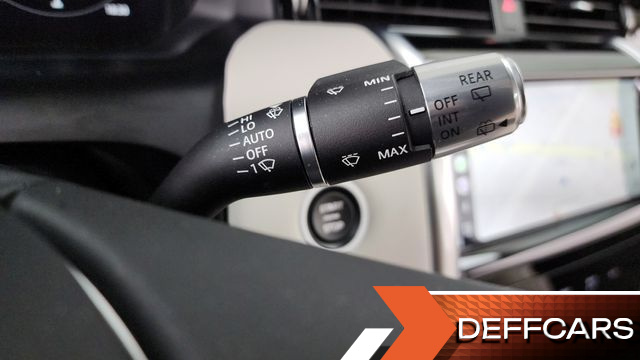 Land Rover DISCOVERY SPORT P250 SE купить на сайте DeffCars
