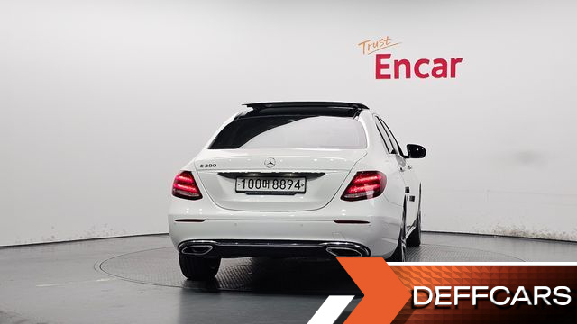 Mercedes E-CLASS E300 Avantgarde купить на сайте DeffCars