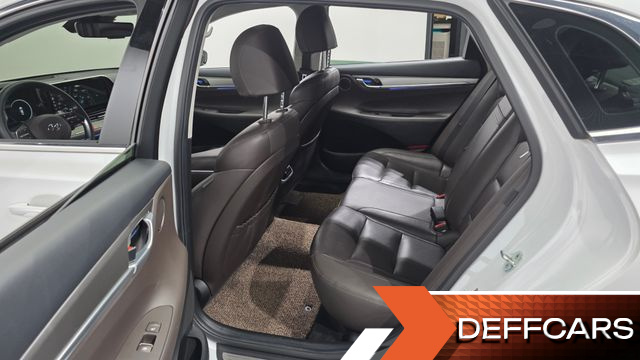 Hyundai GRANDEUR 2.5 Premium Choice купить на сайте DeffCars