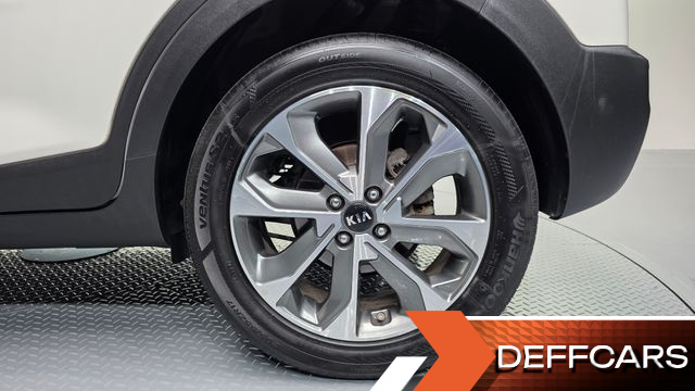 Kia STONIC Diesel 1.6 Prestige купить на сайте DeffCars