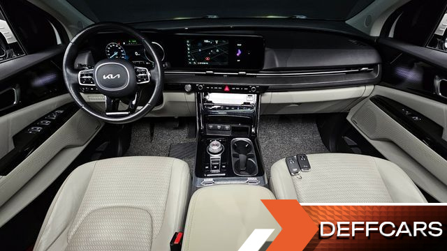 Kia CARNIVAL 9-Seater Signature купить на сайте DeffCars