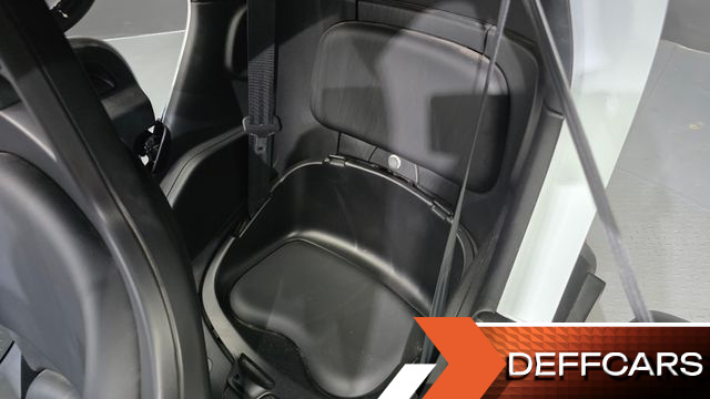 Renault-KoreaSamsung TWIZY Life(2-Seater) купить на сайте DeffCars