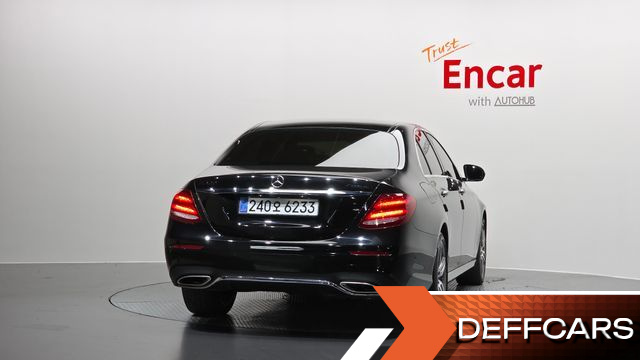 Mercedes E-CLASS E300 4MATIC AMG Line купить на сайте DeffCars