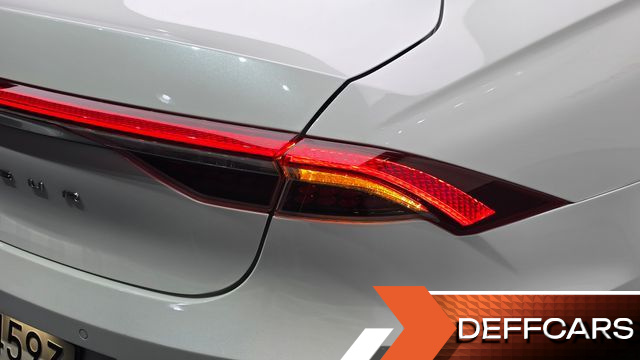 Hyundai GRANDEUR 3.3 Calligraphy купить на сайте DeffCars