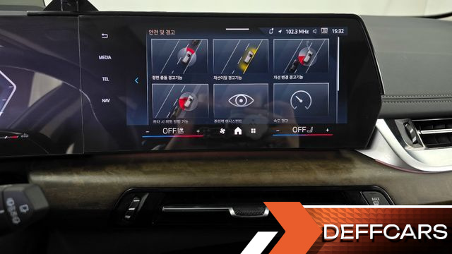 BMW 2-SERIES 220i Luxury купить на сайте DeffCars