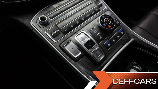 Hyundai SANTAFE Diesel 2.2 4WD Prestige купить на сайте DeffCars