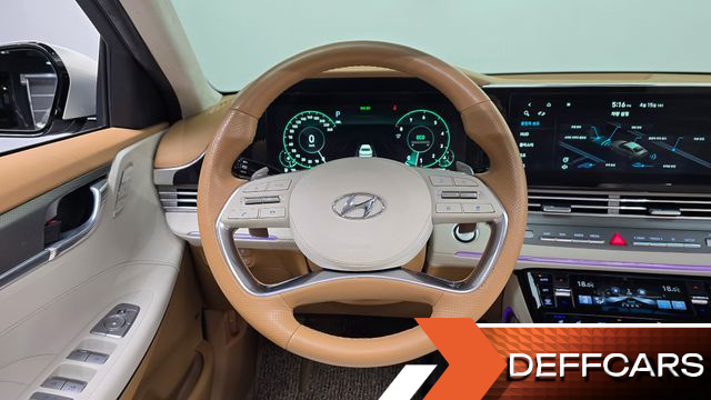 Hyundai GRANDEUR 3.3 Calligraphy купить на сайте DeffCars