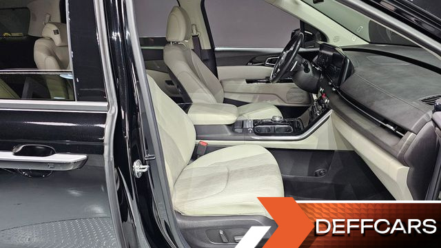 Kia CARNIVAL 9-Seater Noblesse купить на сайте DeffCars