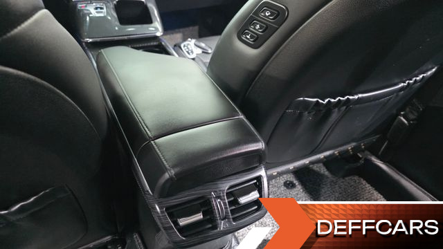Hyundai GRANDEUR 3.3 Calligraphy купить на сайте DeffCars