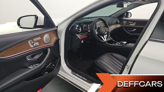 Mercedes E-CLASS E300 Exclusive купить на сайте DeffCars