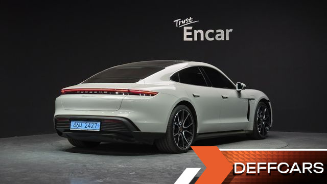 Porsche TAYCAN 4S купить на сайте DeffCars