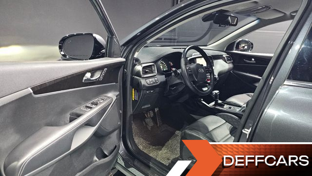 Kia SORENTO Gasoline 2.0 Turbo 2WD Master Special купить на сайте DeffCars