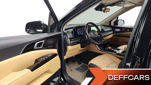 Kia CARNIVAL Gasoline 7-Seater Signature купить на сайте DeffCars